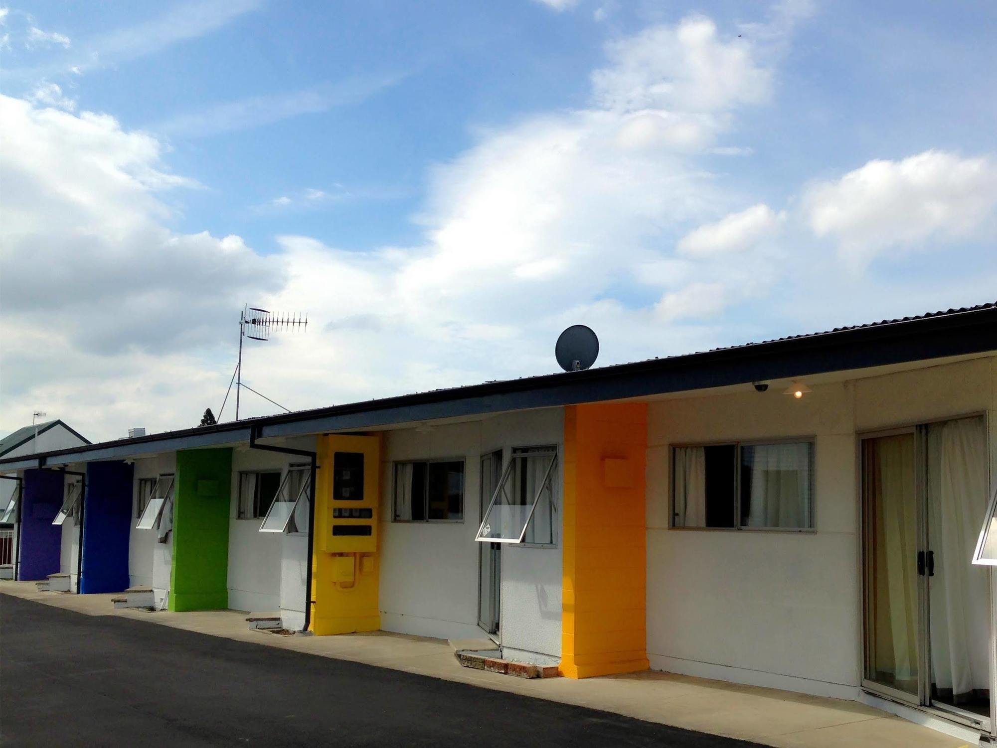 Rainbow Motel & Guest House Тауранга Екстериор снимка